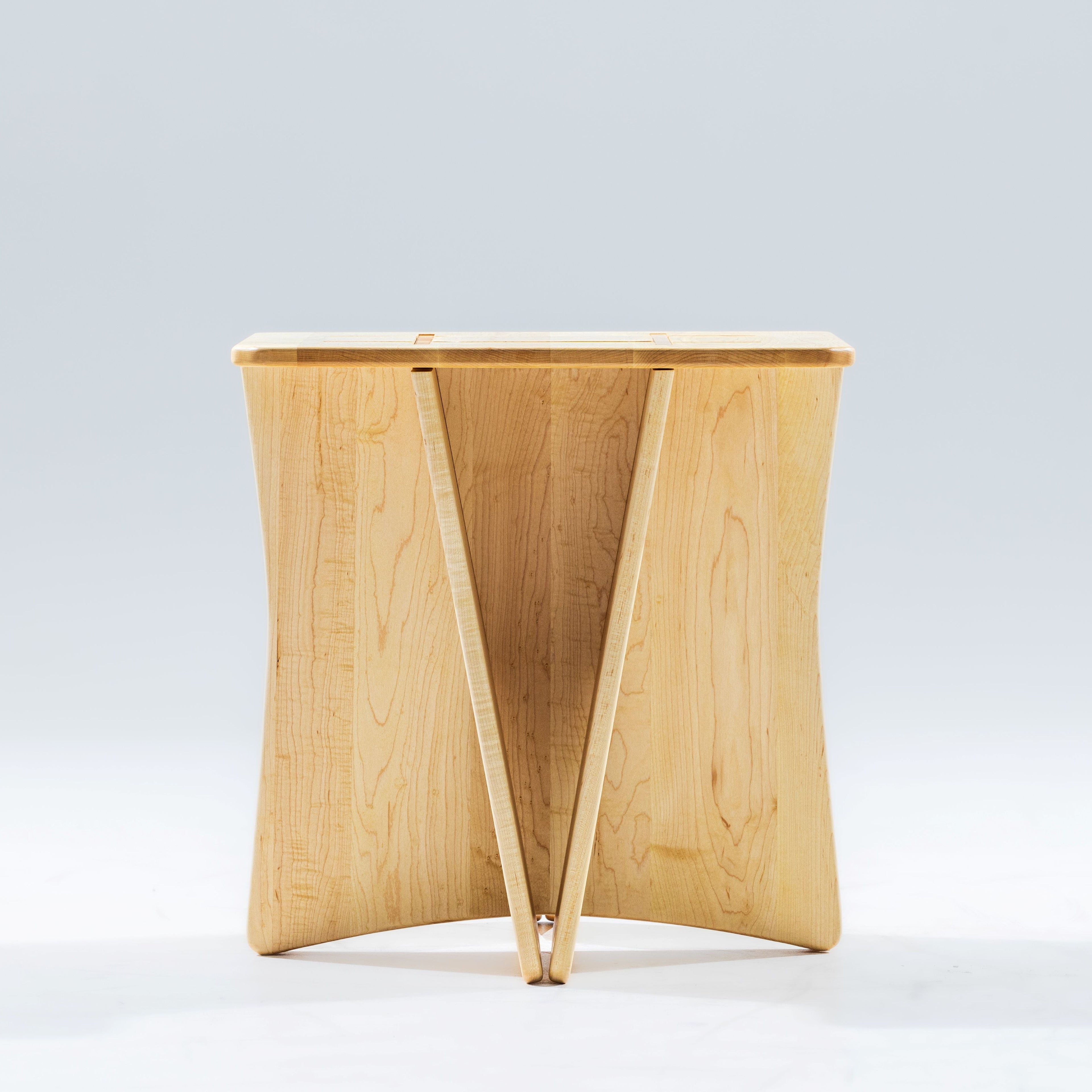 Maple Banks End Table